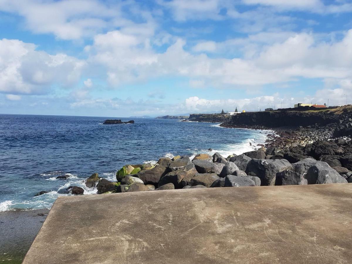 Seaside Azores Villa With Natural Pool, Terrace & Barbecue Капелас Екстериор снимка