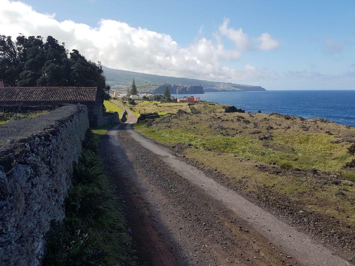 Seaside Azores Villa With Natural Pool, Terrace & Barbecue Капелас Екстериор снимка