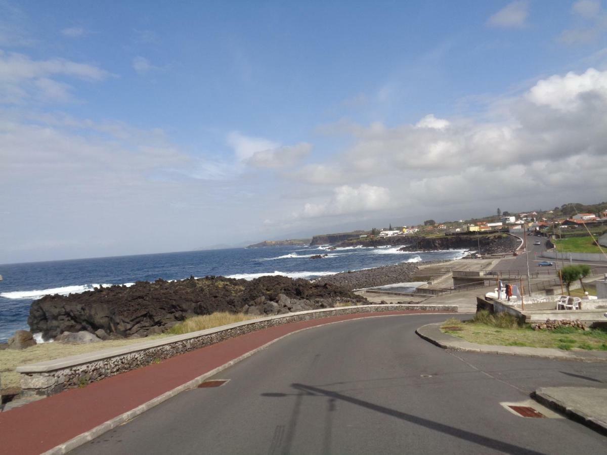 Seaside Azores Villa With Natural Pool, Terrace & Barbecue Капелас Екстериор снимка